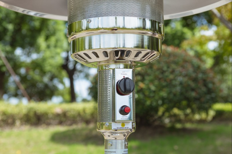 OEM Accepted Patio Warmer Outdoor Umbrella Heater Gas Heater with Wheels