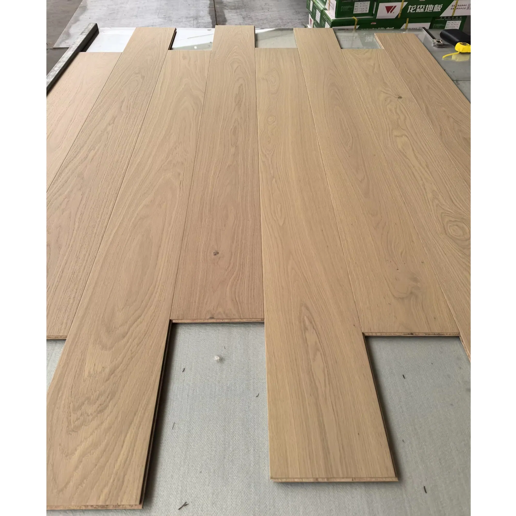High End Multilayered Oak Indoor Hardwood European White Oak 18mm Wood Flooring Engineered Flooring