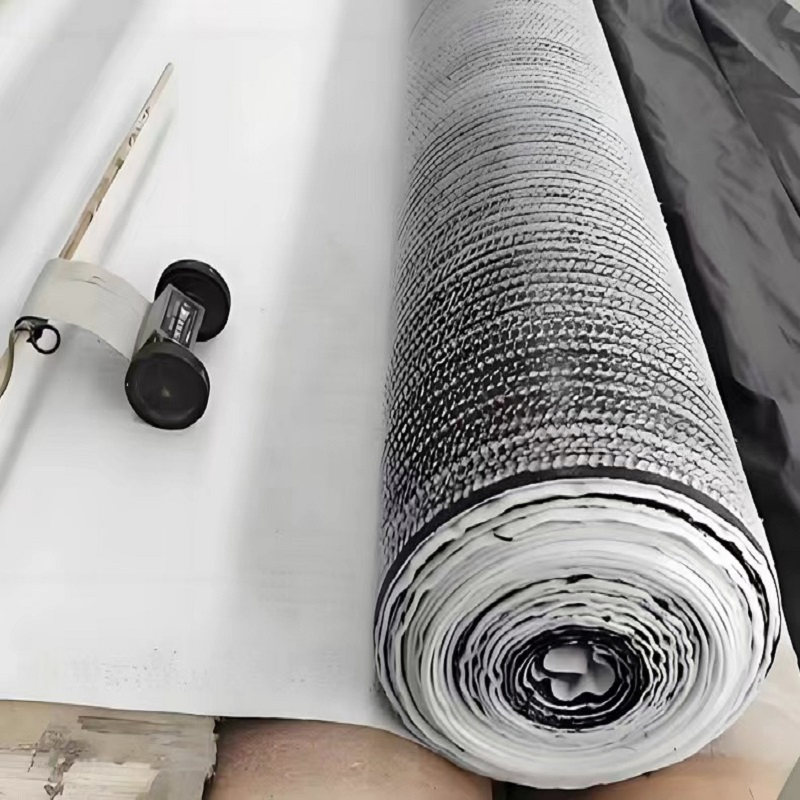 Advanced Geosynthetic Clay Liner for Durable Construction Solutions