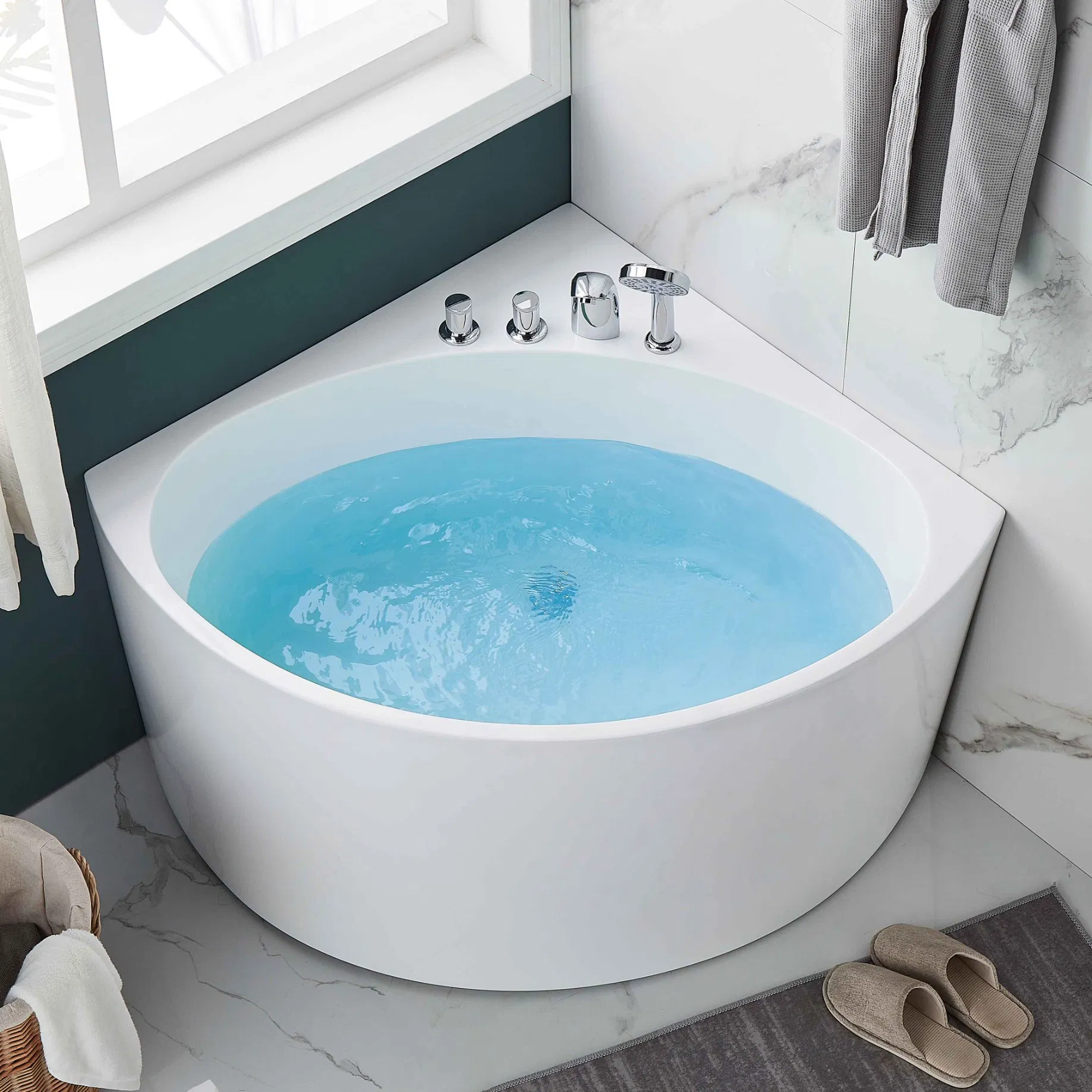 Угловая детская ванна Q179, акриловая, свободностоящая