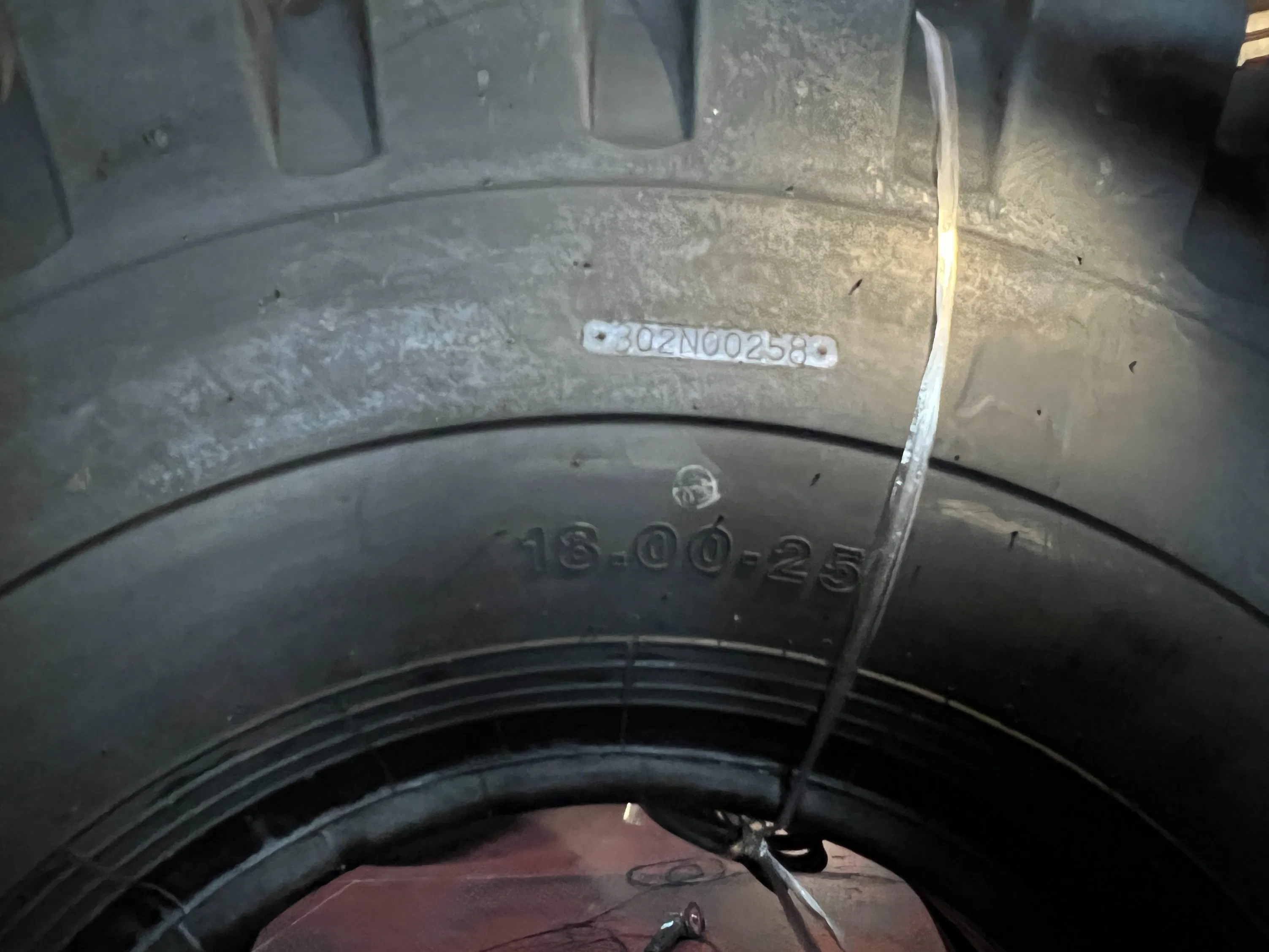 Шина портовая OTR 18.00-25, 18.00-33, 21.00-25, 14.00-24