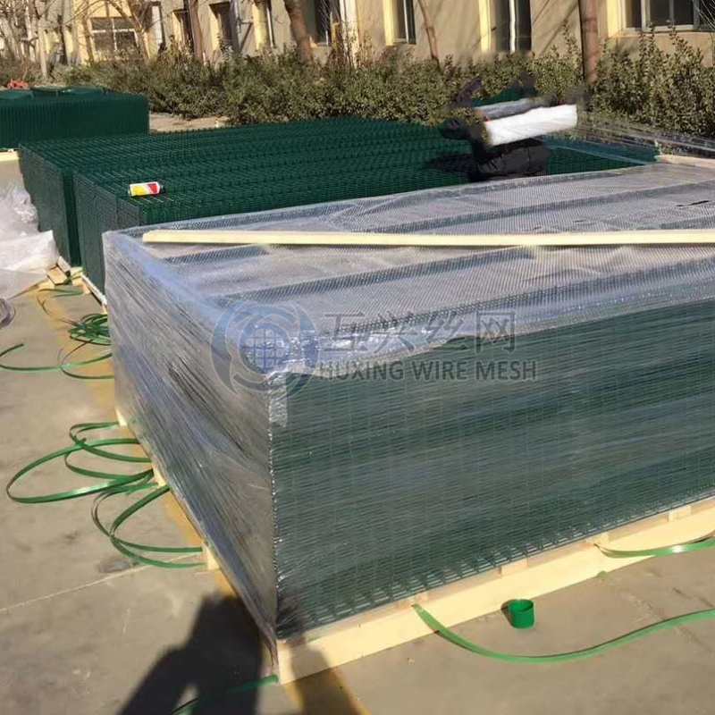 Durable Strong Metal Mesh Beautiful Color PVC Coated 3D Bending Weld Wire Fence for Garden Road Isolation Highway Guard Rail