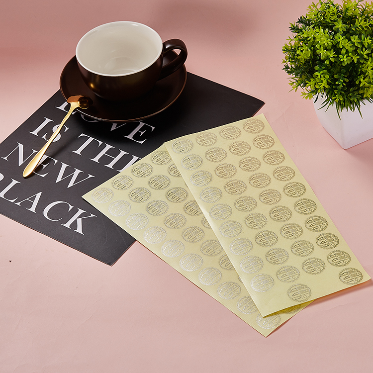 Matte Glossy Waterproof UV Resistant Durable Coated Paper PVC Pet PP Sticker and Label Printing