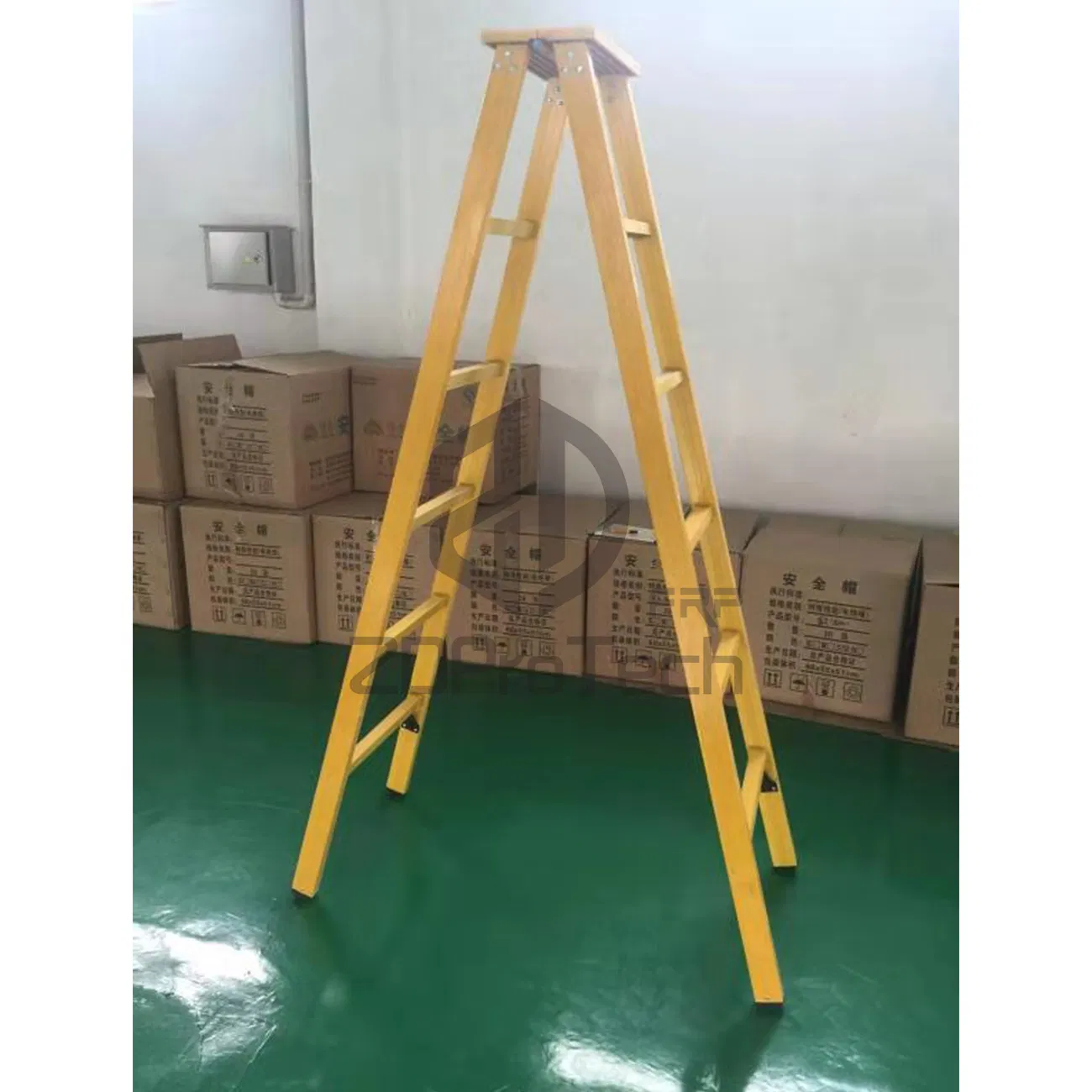 Best Seller for The U. S Markets Heavy Duty 3.5m Fiberglass Ladder.