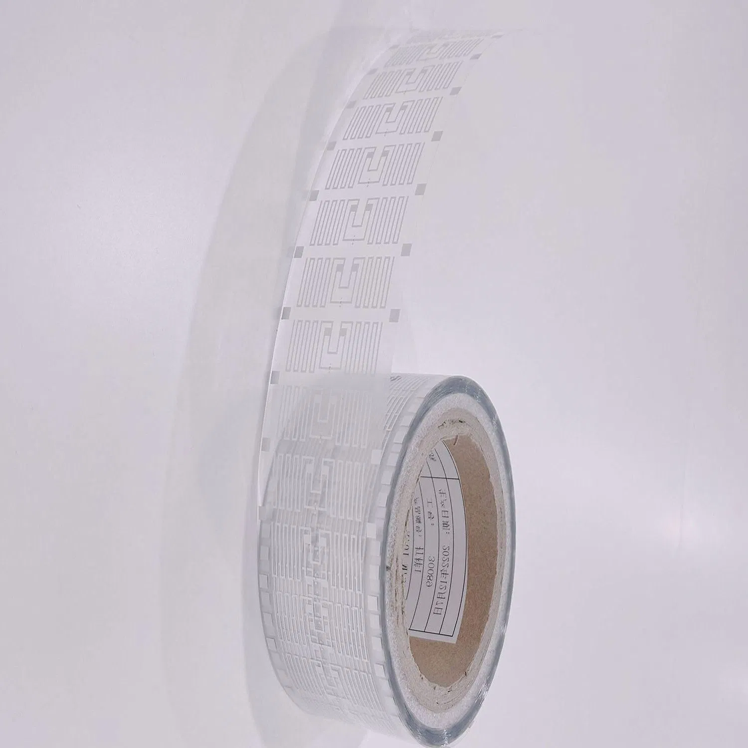 Customized UHF Long Range Small Size Security RFID Jewelry Labels M830 Sticker Price Tags