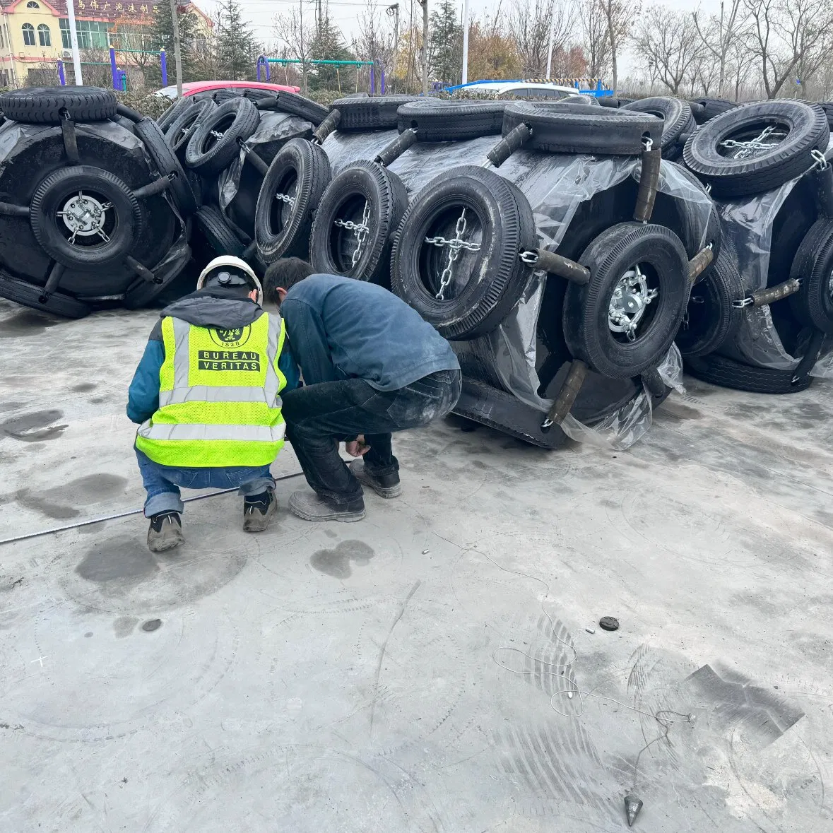 Прочные универсальные пенопластовые кранцы для коммерческого и рекреационного использования