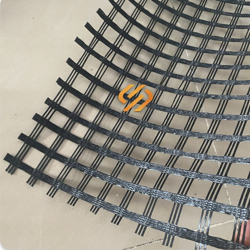 Polyester Geogrid Factory Biaxial Uniaxial Biaxial Pet Geogrids 40kN 50kN 60kN 100kN 100-30kN 150-30kN 200-50kN in Bank Reinforcement Retaining Wall