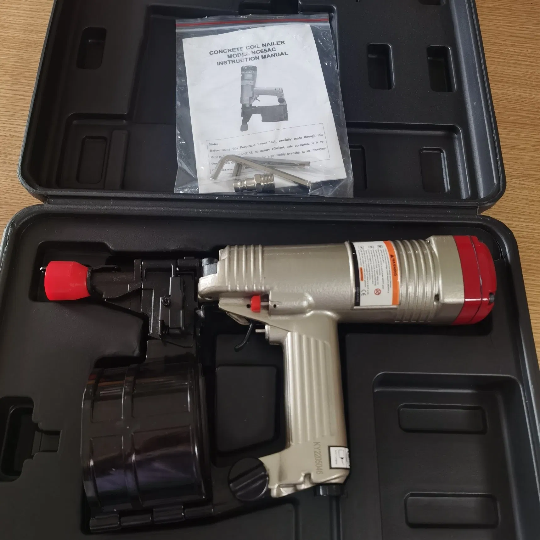 Пневматический гвоздезабивной пистолет NC65AC для каркаса