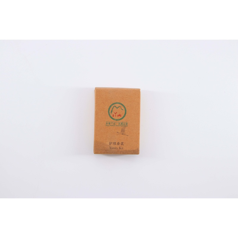 Eco Friendly Amenity Kit Luxury Hotel Amenities Set with Kraft Paper Box