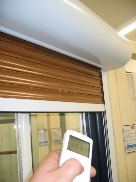 High Quolity Roller Blind/Roller Shutter/Sunshade Awning