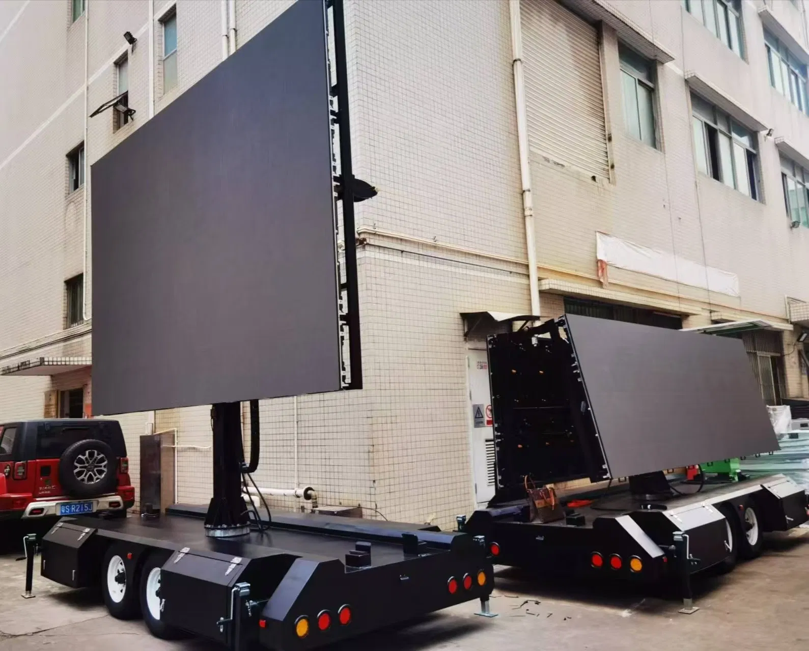 P10 Solar Light Tower of Mobile LED Display Outdoor