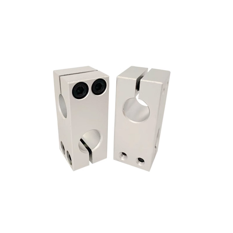 Крепёжный кронштейн для стальных труб 16x16 мм