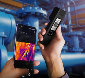 Compact Handheld Infrared Thermal Camera with 7mm Manual Focus Lens and 25Hz Frame Rate