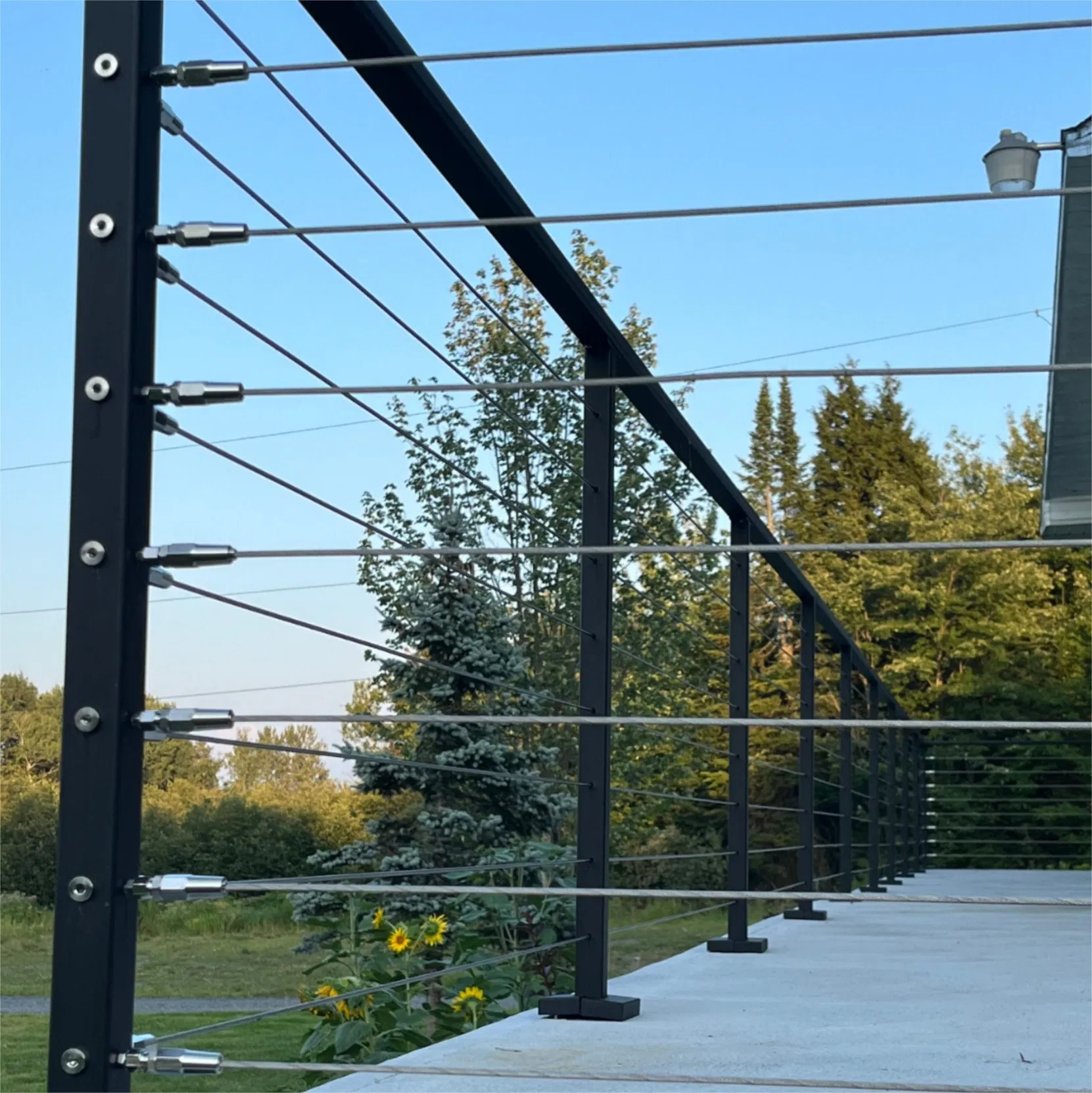 Heavy-Duty 304 Stainless Steel Wire Railing Corrosion Resistant with Sleek Mirror Finish for Balcony & Flooring Long Lifespan