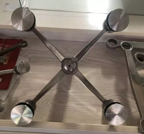 Sleek Stainless Steel Glass Hardware for Elegant Villa Staircase Design