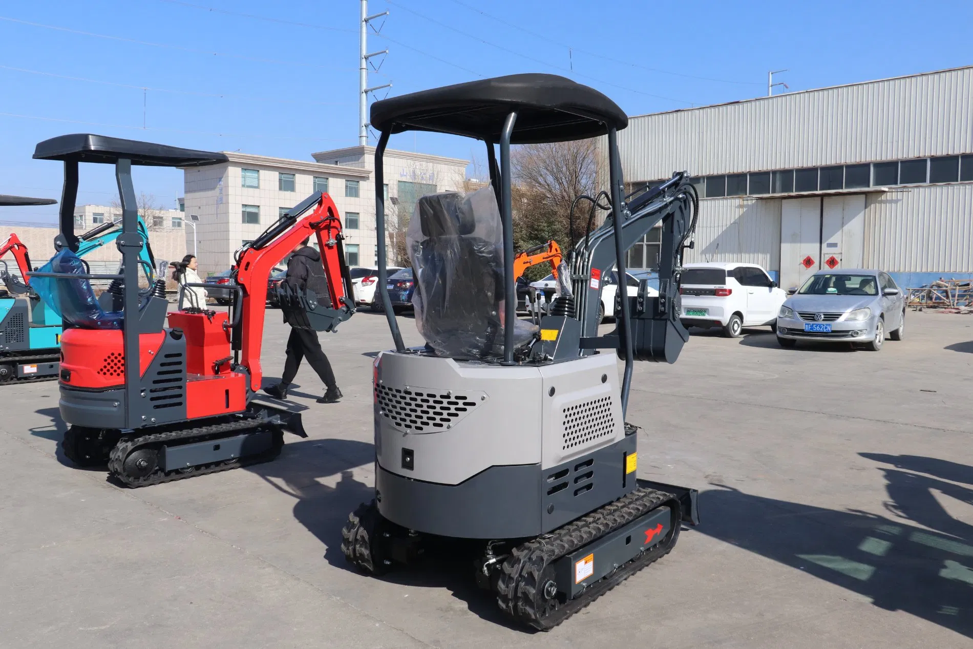 Standard Canopy Optional Cabin Mini Excavator 1.7ton Agricultural Machinery for Sale