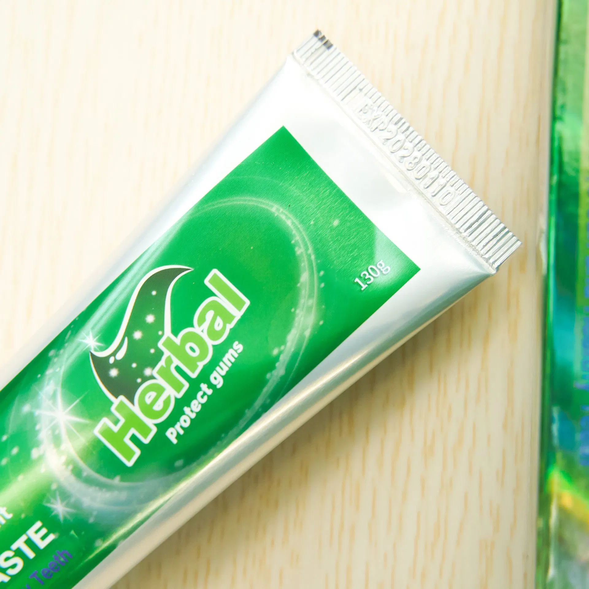 Wholesale Herbal Toothpaste Natural Fresh Breath Clean and Healthy Teeth
