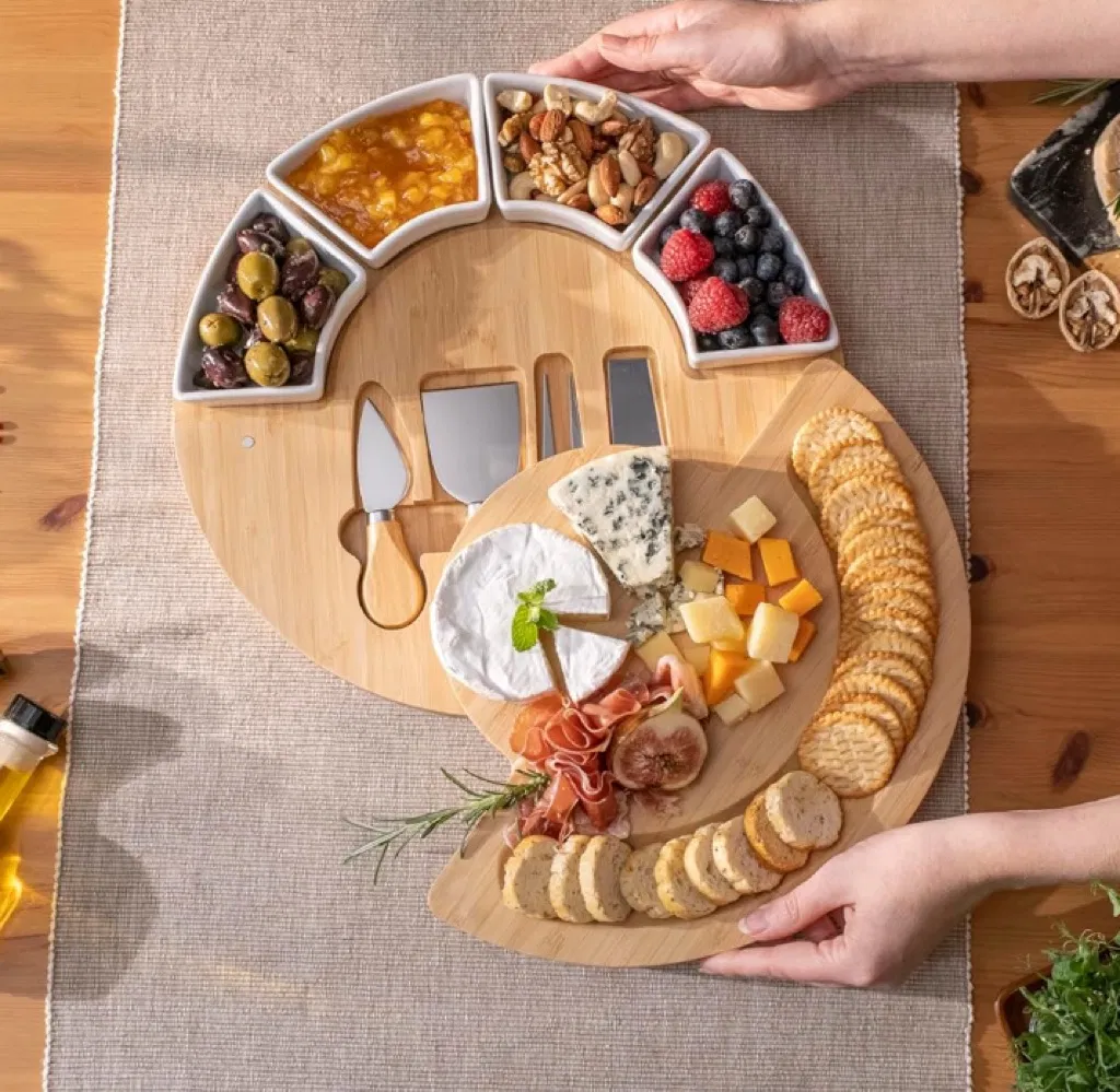 Набор для сыра из бамбука с ножами и мисками