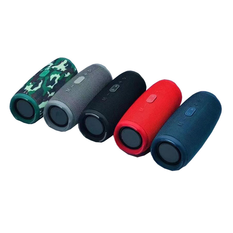 Портативная колонка CHARGE5 с сабвуфером и Bluetooth