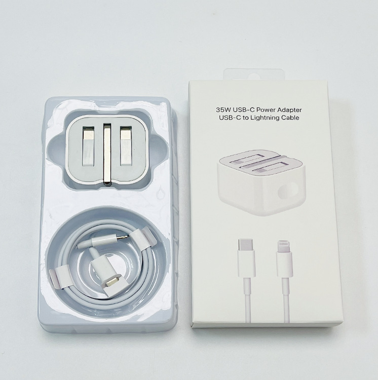 Зарядное устройство 20W USB-C с кабелем (US/EU/UK)