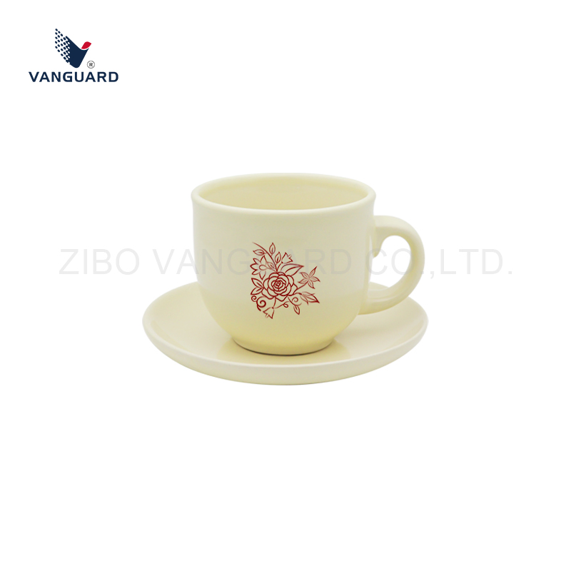 Чашка с блюдцем из фарфора, кастомизация