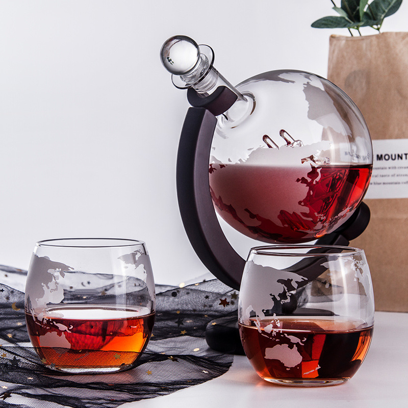 Hand Blown Clear Glass Globe Decanter Bottles for Whiskey/Liquor Storage Leak Proof Barware