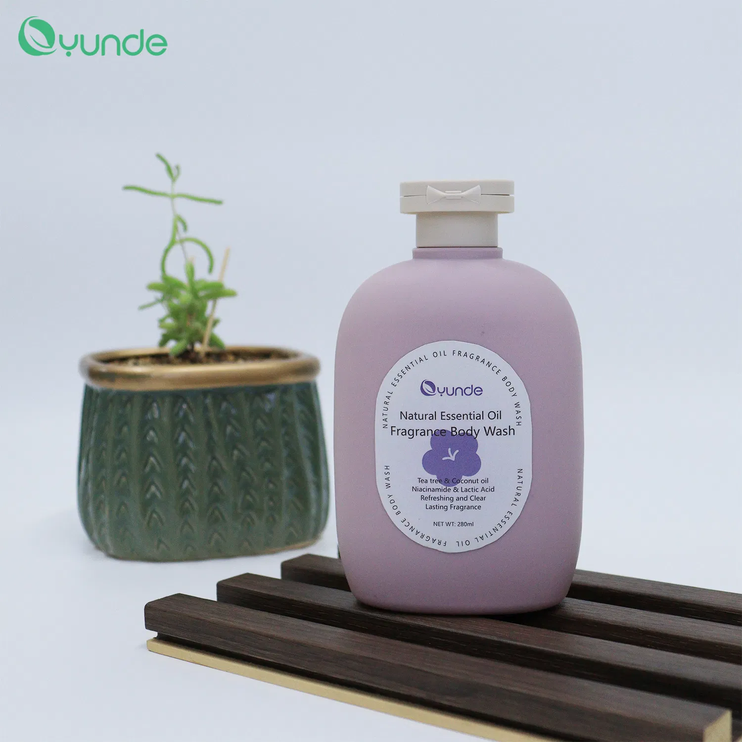 Bulk Wholesale Natural Essential Oil Plant Extraction Shower Ger for Hotel