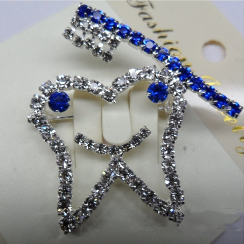 Dental Gift Dental Product Sparkly Crystal Tooth Shape Brooch
