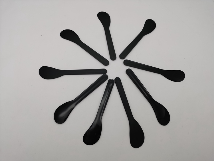 DIY Facial Spoon Stick Cosmetic Makeup Tool Plastic Small Makeup Spoon