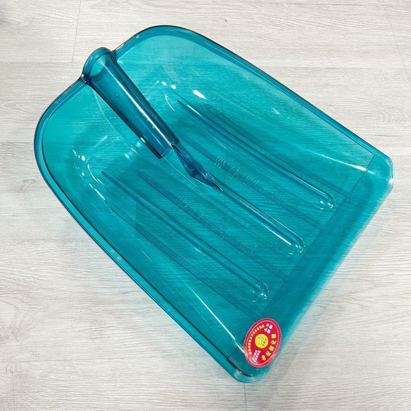 Wholesale PP Plastic Snow Shovel for Garden Farming in Winter