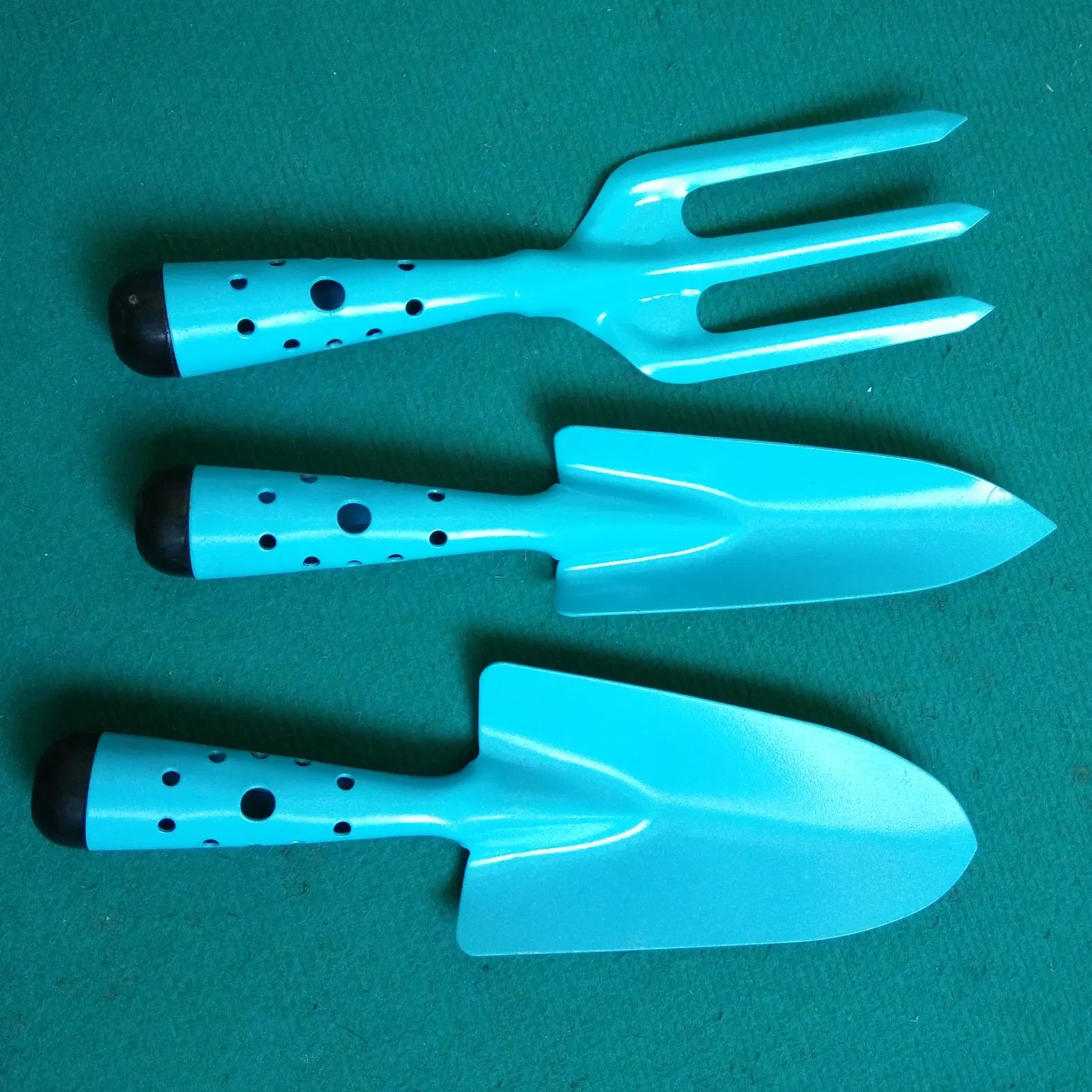 Plastic Handle Plated Shovel Spade