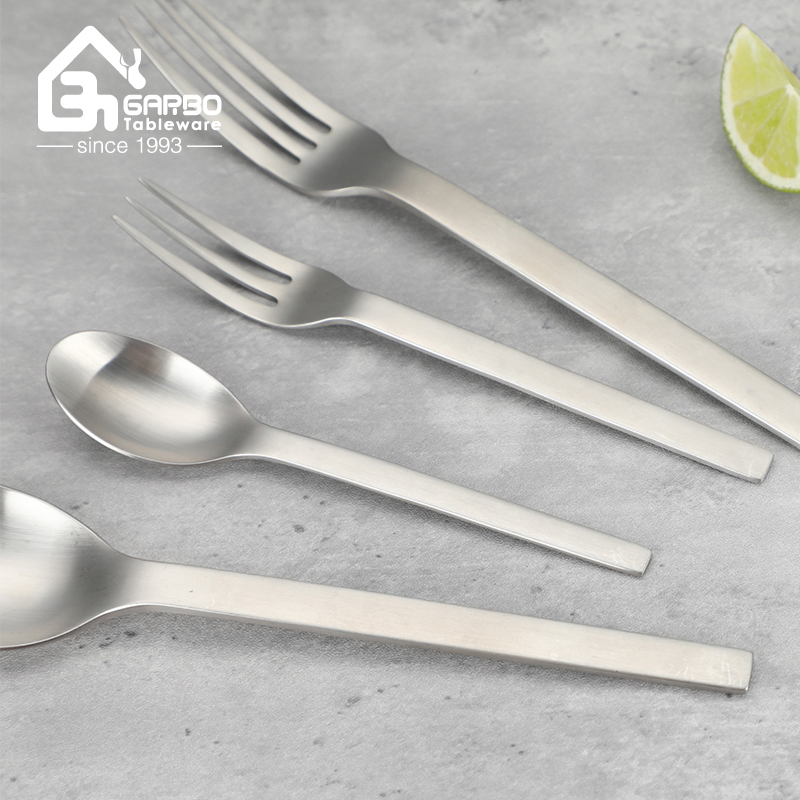 Premium Quality Stainless Steel 304/18-8 Flatware Table Dinner Knife