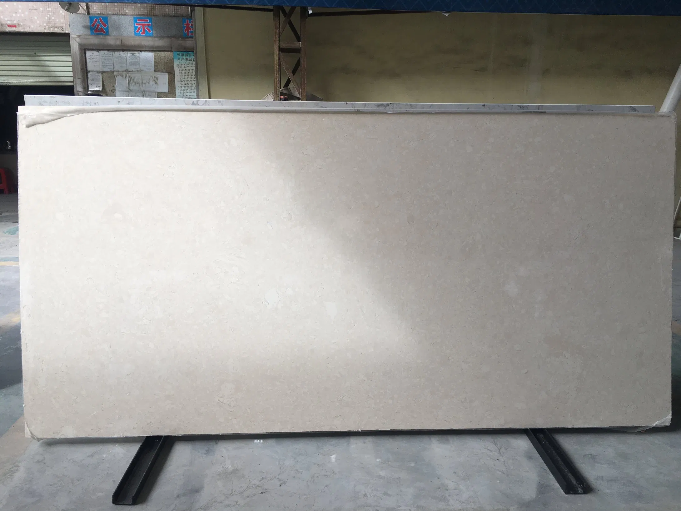 Artificial Stone Quartz Calacatta Prefabricated Kitchen Countertop