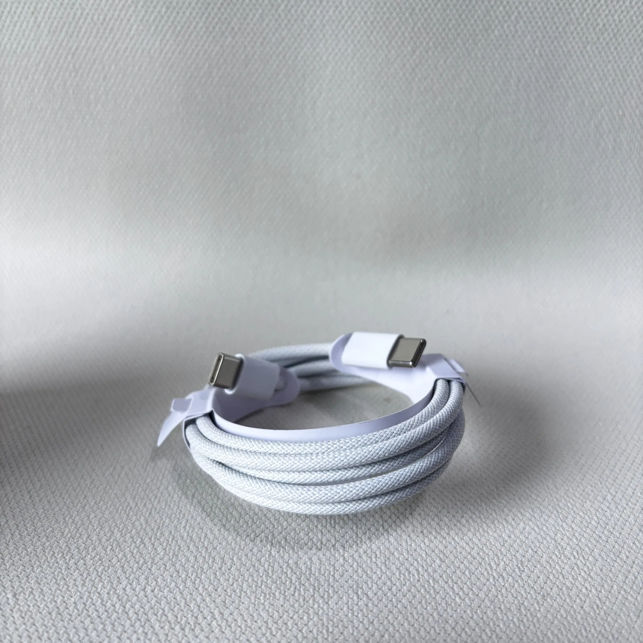 USB-C кабель для зарядки и передачи данных, 1м, 60Вт