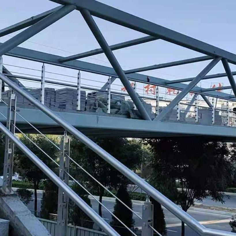 Long-Lasting Steel Pedestrian Overpass Bridge for Safe Crossing