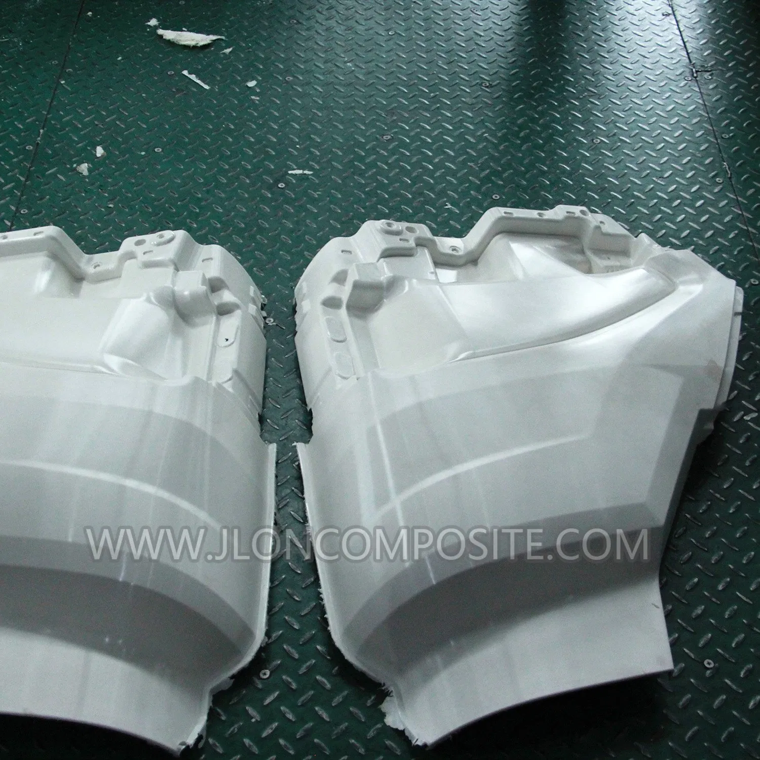 Alternative to Centre-Positioned Waste Position Hot Cast Shower Tray