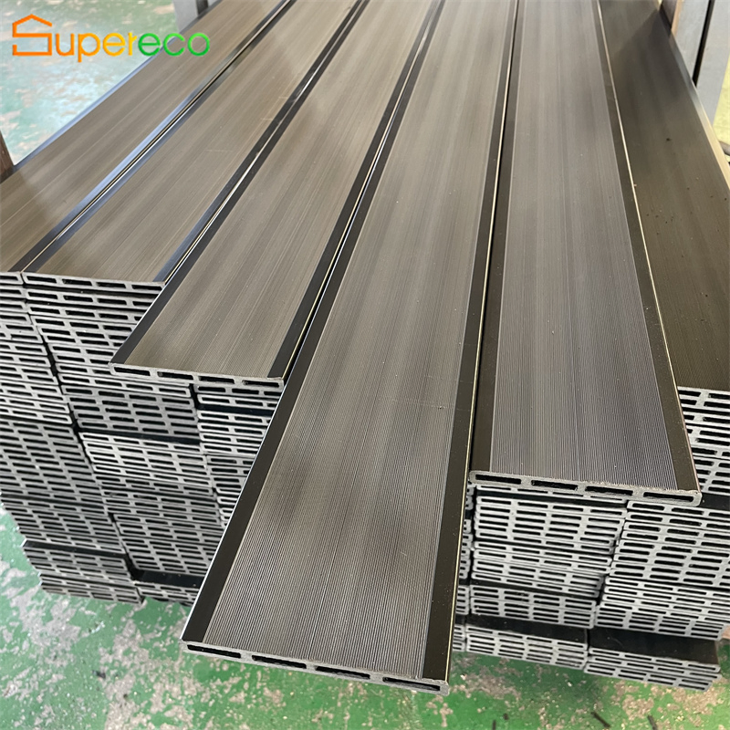 Outdoor Spc Colour Plastic Fencing Colour Board Fence for Wall Construction