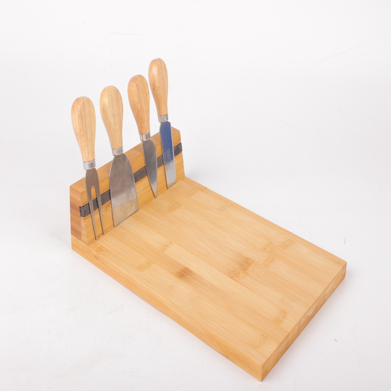 Большая разделочная доска из бамбука для сыра