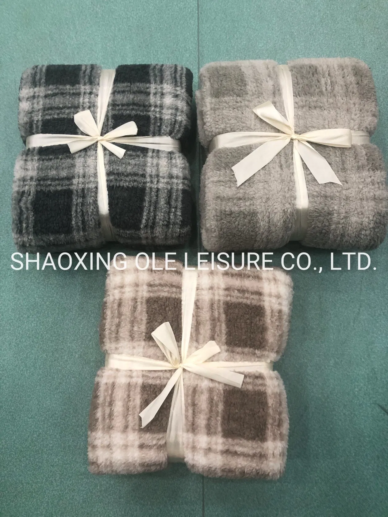 Плед в клетку из шерпы с принтом для Рождества