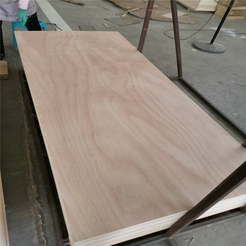 Okoume Door Skin Plywood for Door Producing