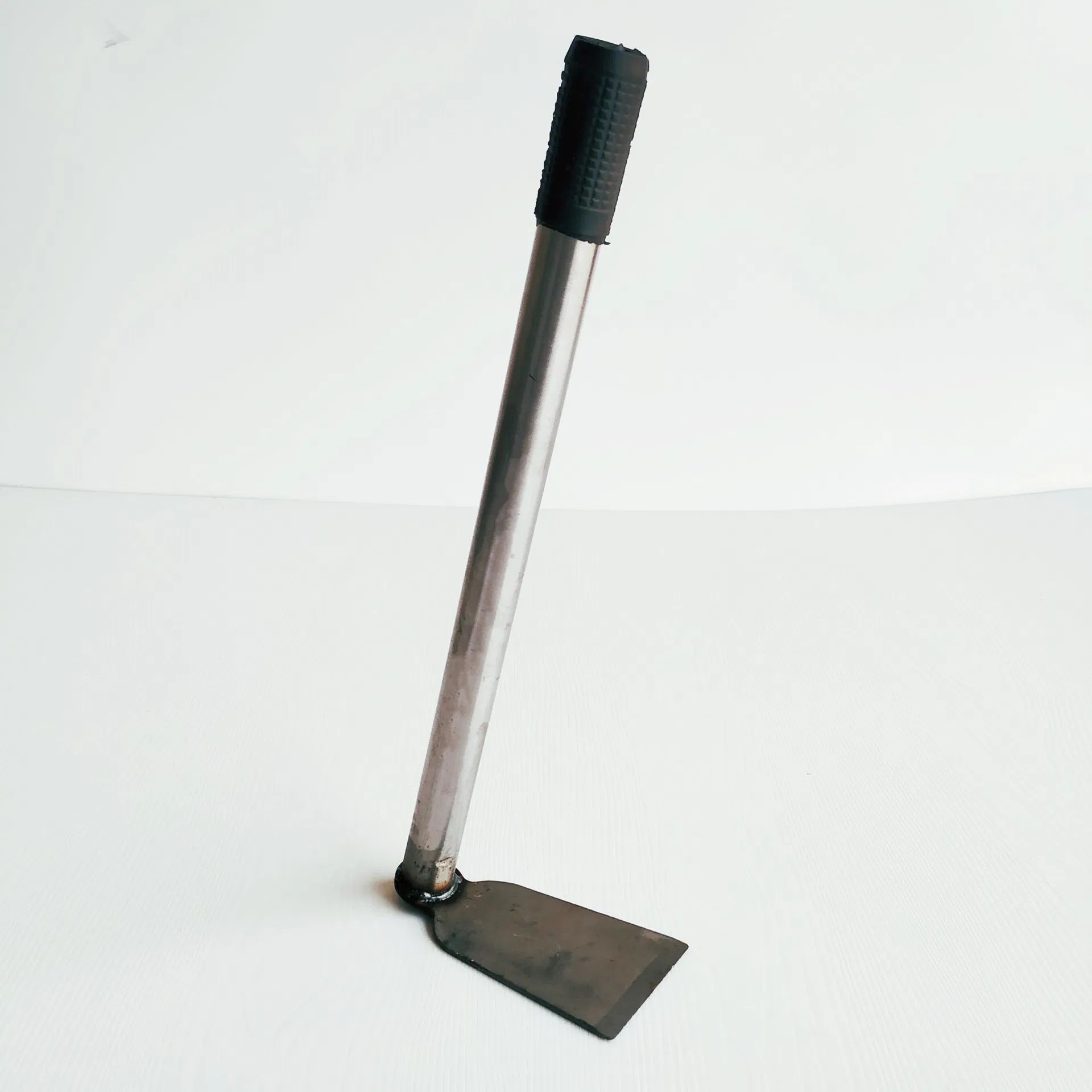 Premium Single-Headed Iron Hoe for Efficient Land Tilling