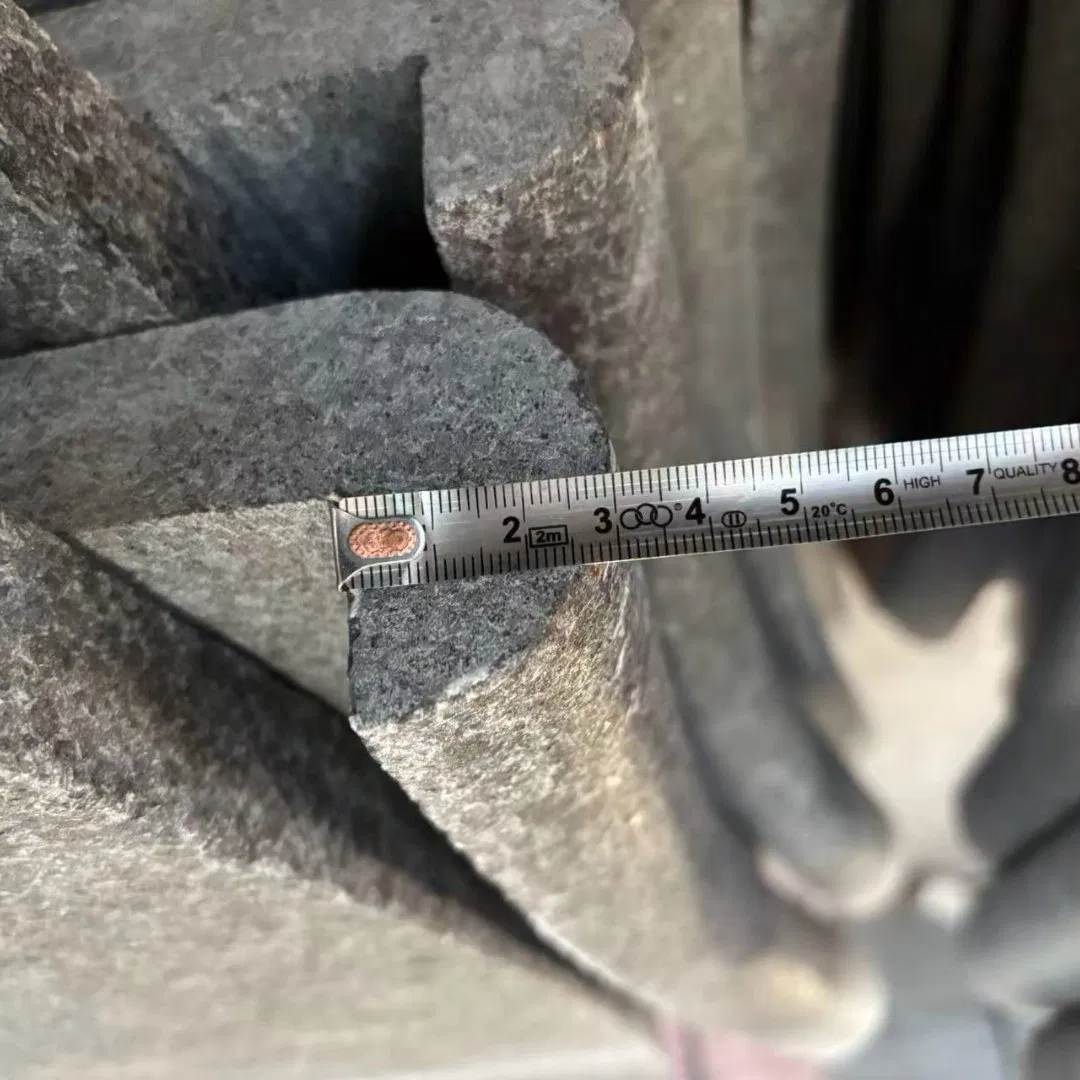 Pari Natural Stone Granite Cheap G684 C1 602.31X350.75X30/60mm Bull Nose Flamed Surface Decoration Material for Swimming Pool Coping