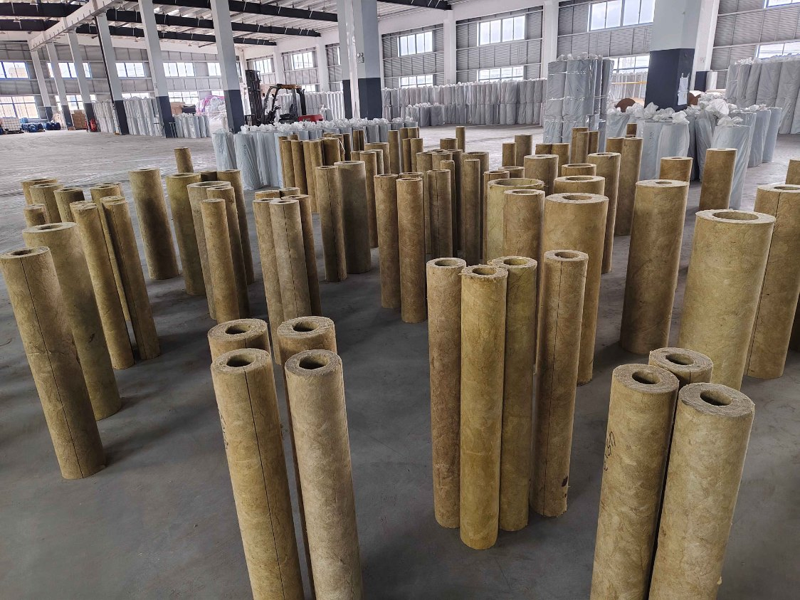 Mineral Basalt Wool Refractory Construction Material Moisture Proof Thermal Insulation Rock Wool Pipe