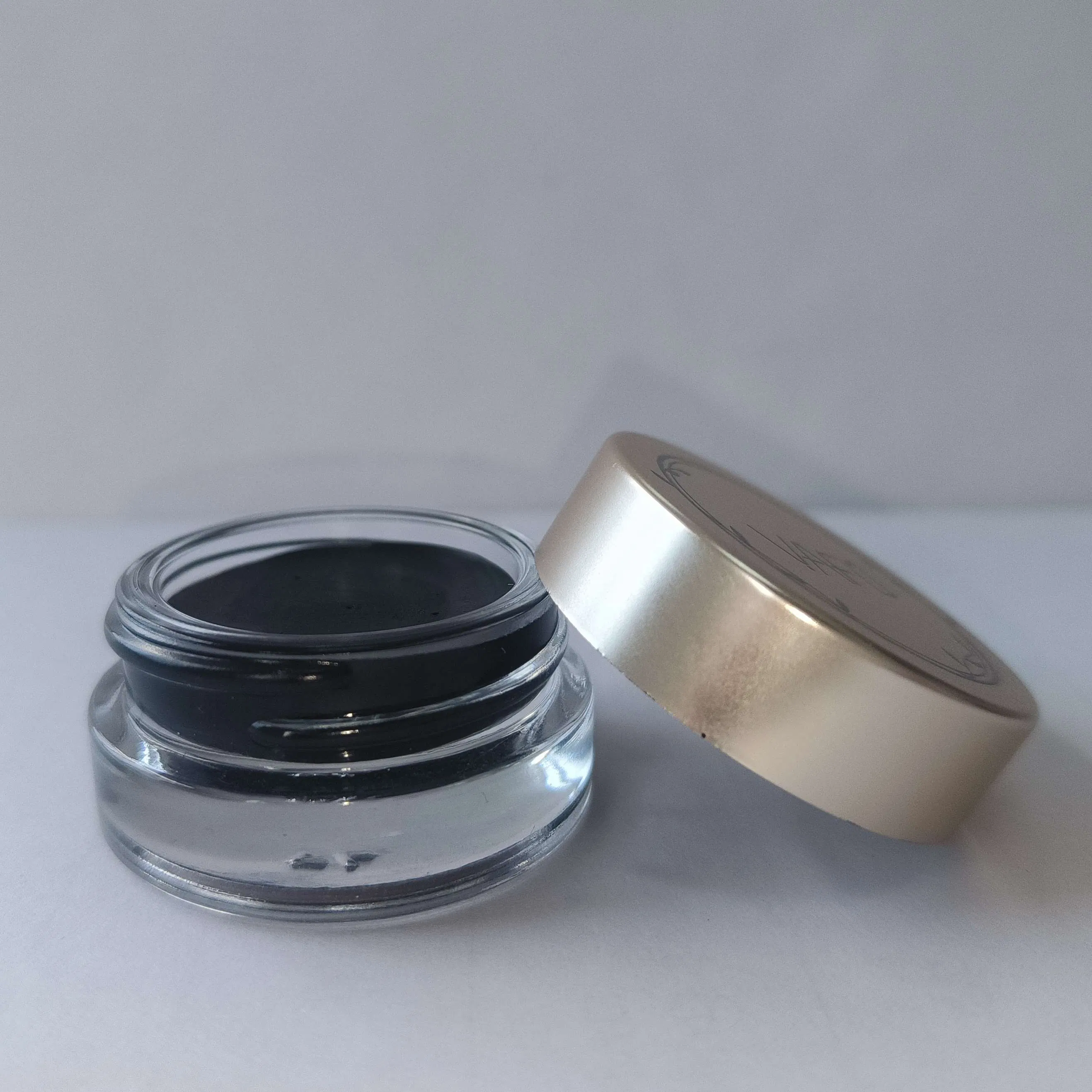 Ultimate Bold Mascara for Stunning Lashes and Eyebrows