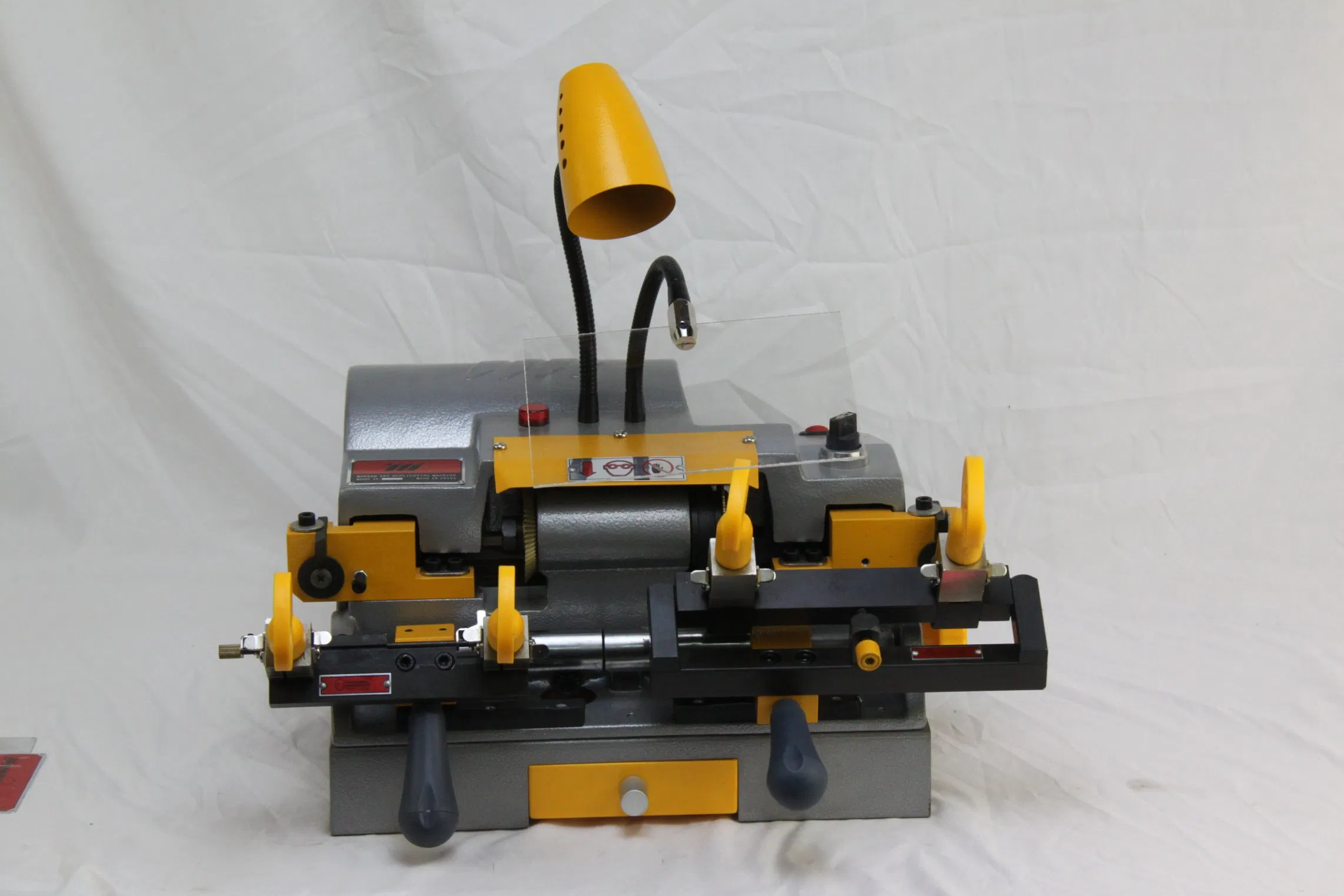 Jz-903L-2 Horizontal Key Cutting Device with Jingzhun Trademark