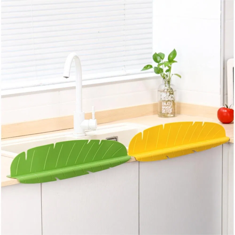 Water Guard for Kitchen Bathroom Sinks Banana Leaves Shape Strong Suction Ci21854