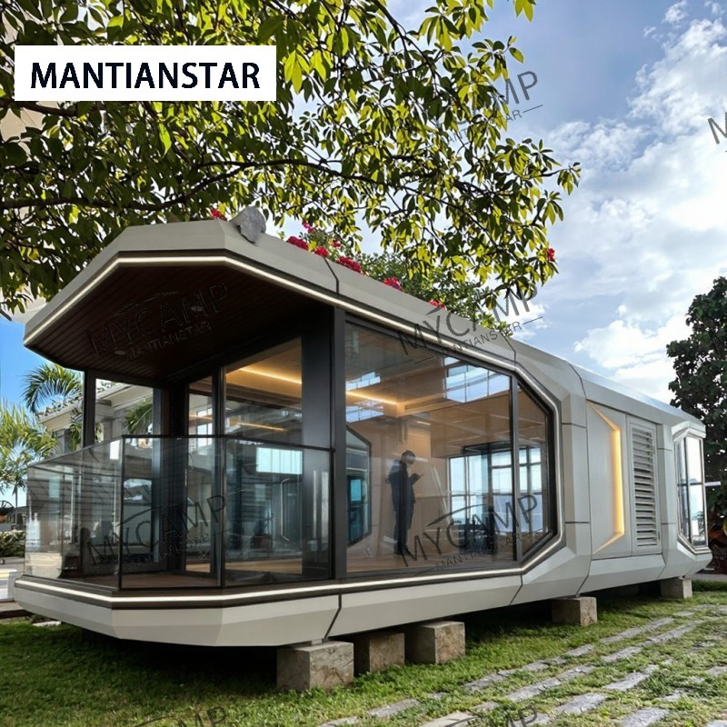 Smart System Prefabricated Trailer Vessel Container Space Capsule House for Camping