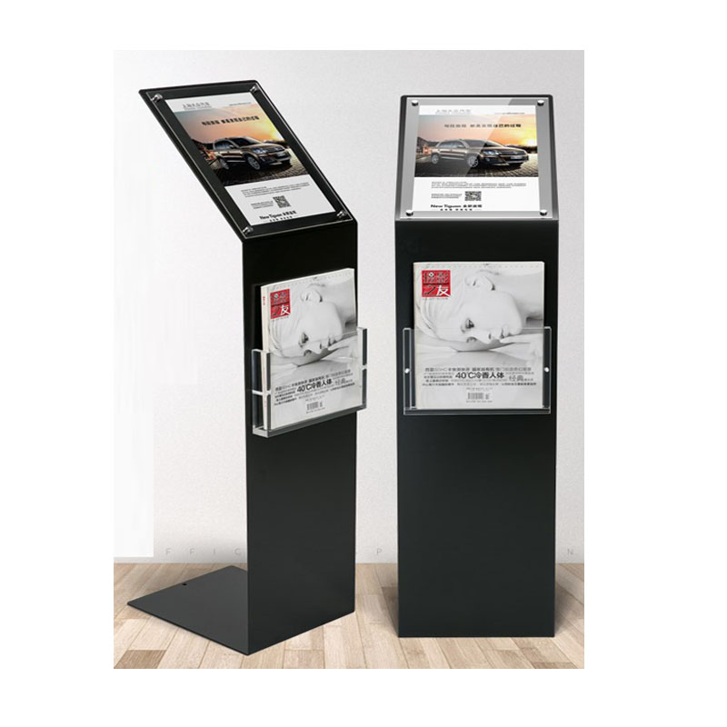 Металлический напольный стенд для автосалонов