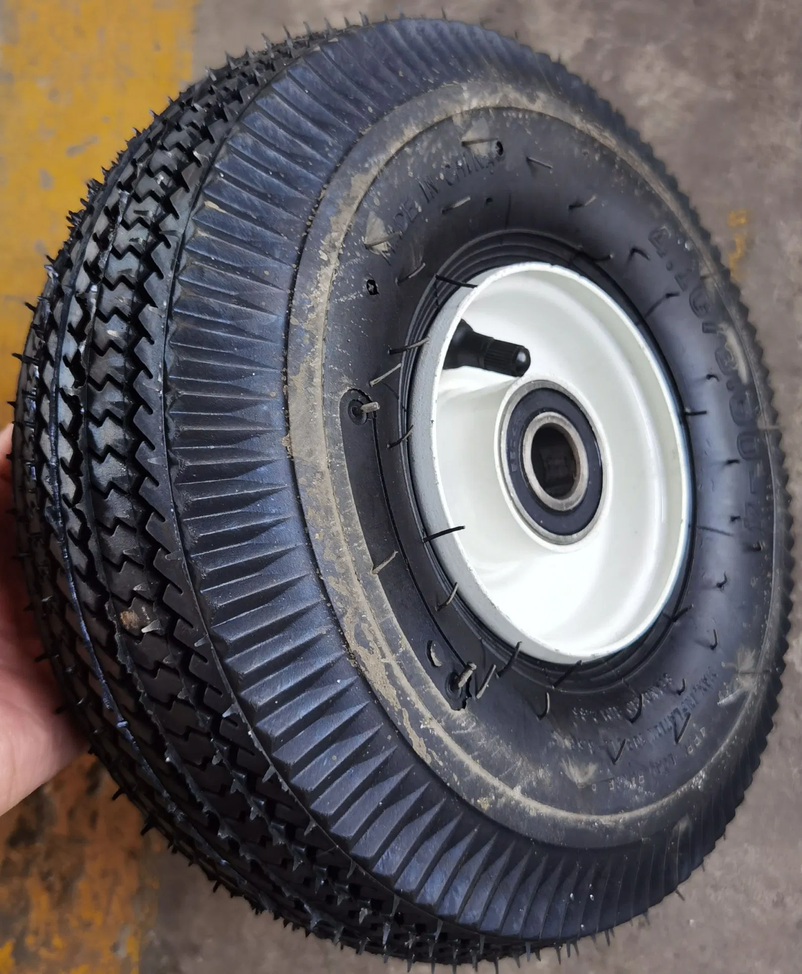 Popular High Quality Size 10 Inch 4.10/3.50-4 OEM Rubber Wheels for Trolley Dolly Cart Garden Barrow Wheels