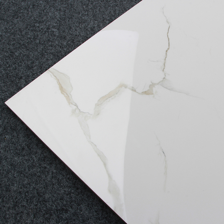 Керамогранитная плитка белая глянцевая 600x600